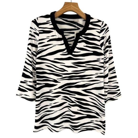 Chico's Travelers Split Neck 3/4 Sleeve Top in Zebra Print Size 0 or US 4 - Picture 2 of 14